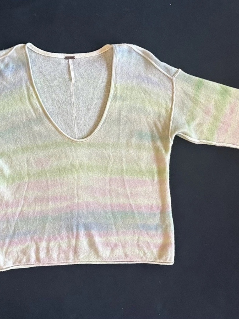 Free People Cashmere Light Pastel Tie-Dye V-Neck Women's Sweater XS - Picture 2 of 15